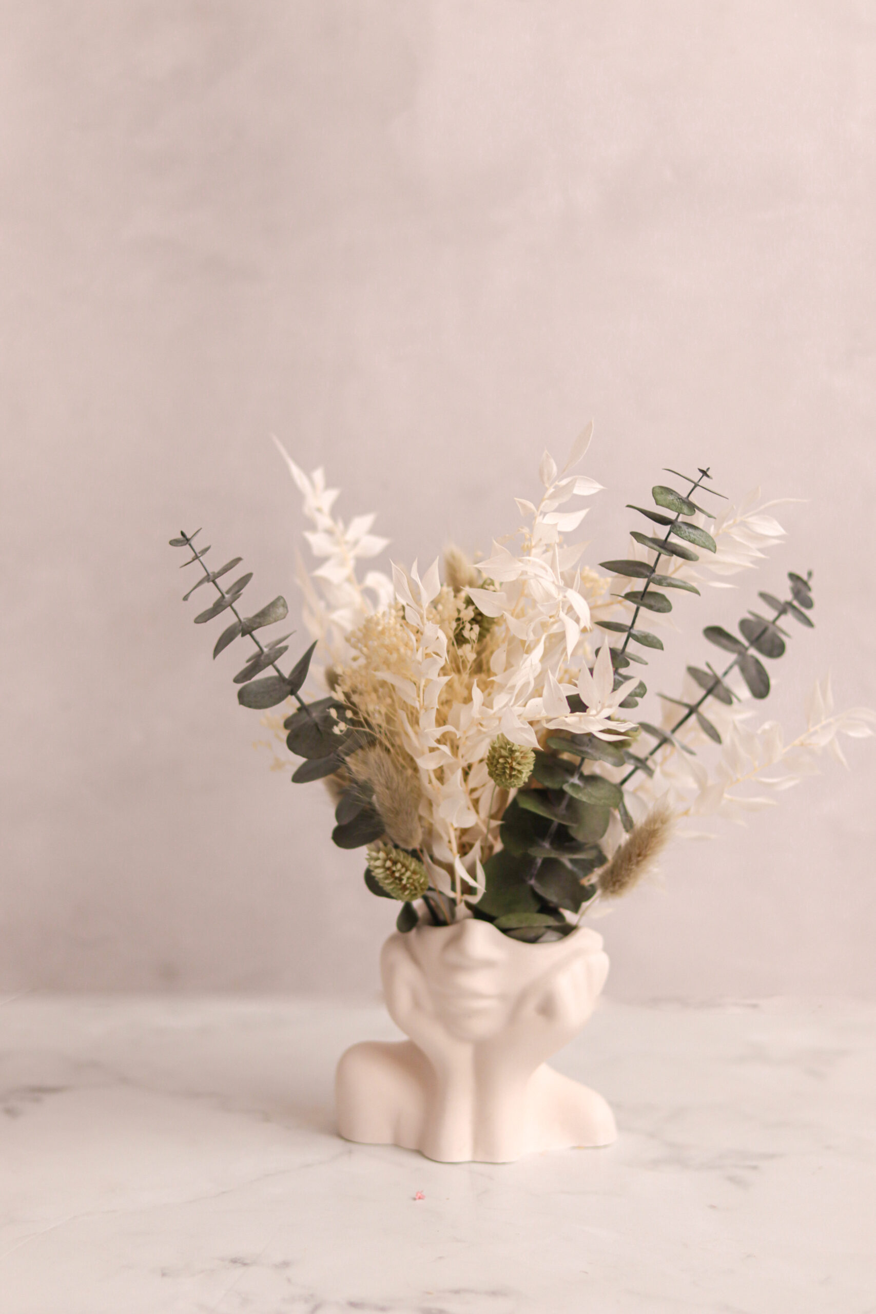 Vase Pia et fleurs